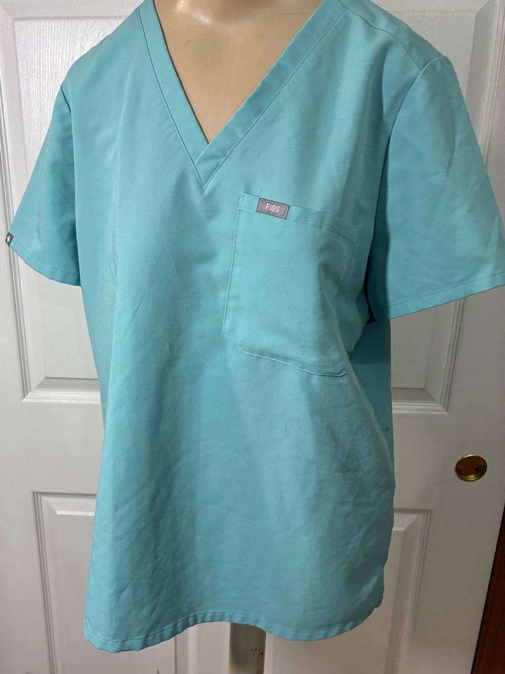 Figs size medium sea glass Catarina scrub top